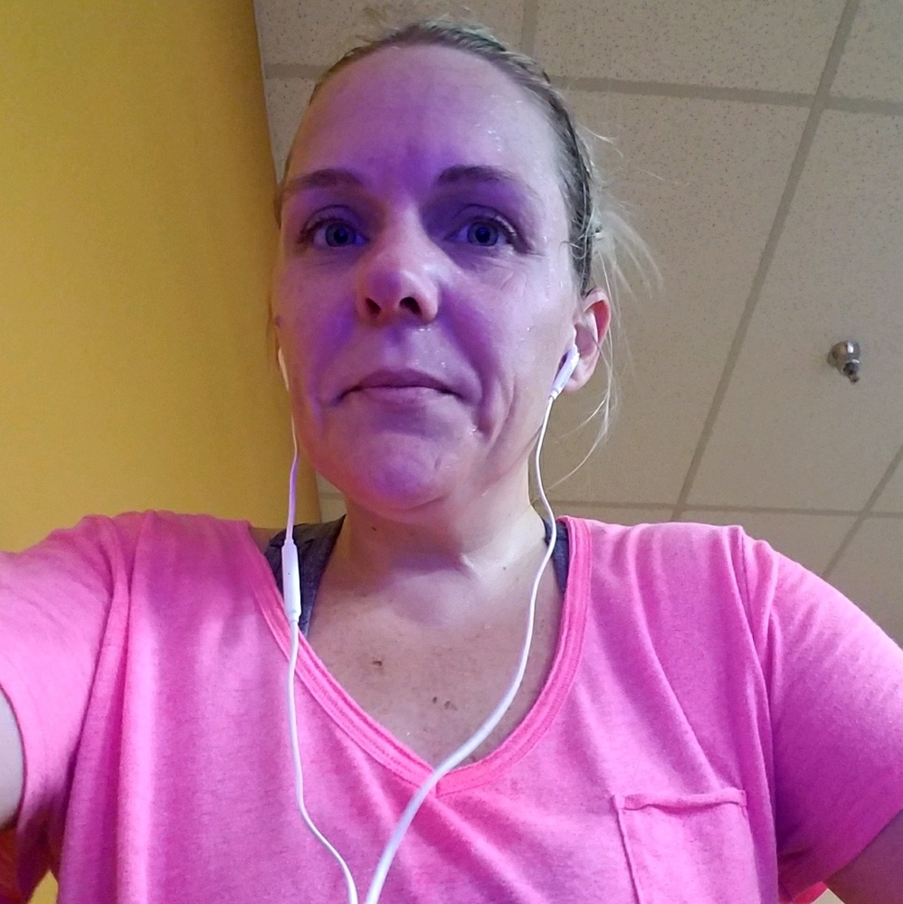 Meet your Posher, Tania